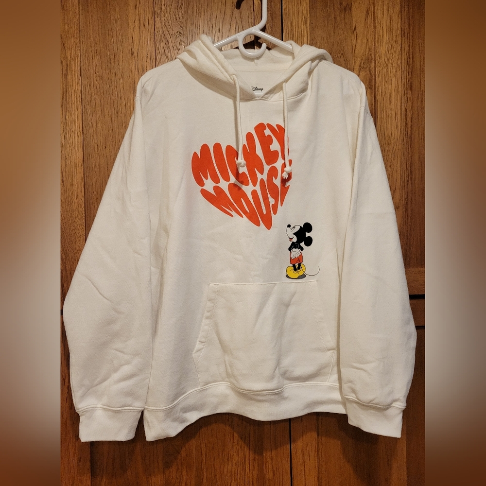 NWOT Mickey Hoodie XXL (19)
